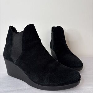 Crocs Womens 10 Leigh Wedge Chelsea Boots Ankle Black Suede Comfort Shoes 205338